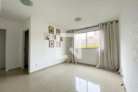 Sala de apartamento para alugar com 2 quartos, 39m² em São Pedro, Osasco