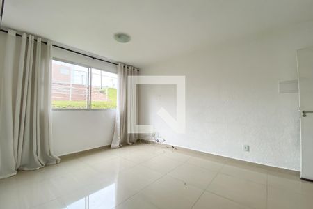 Sala de apartamento para alugar com 2 quartos, 39m² em São Pedro, Osasco