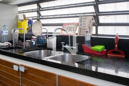 Casa à venda com 310m², 3 quartos e 2 vagas Casa à venda com 310m², 3 quartos e 2 vagasCozinha