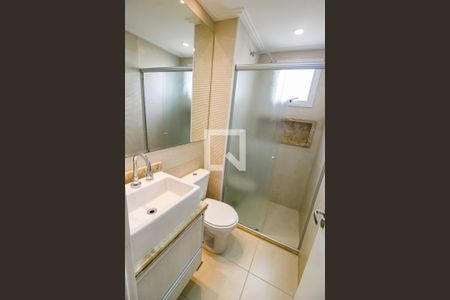 Apartamento à venda com 73m², 2 quartos e 2 vagasBanheiro da Suíte