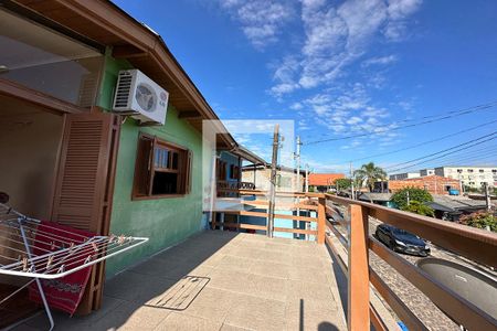 Casa à venda com 200m², 3 quartos e 2 vagasVaranda 2