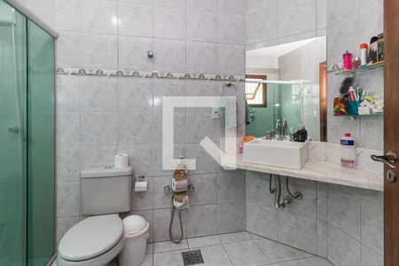 Banheiro da Suíte de casa à venda com 2 quartos, 300m² em Passo das Pedras, Porto Alegre