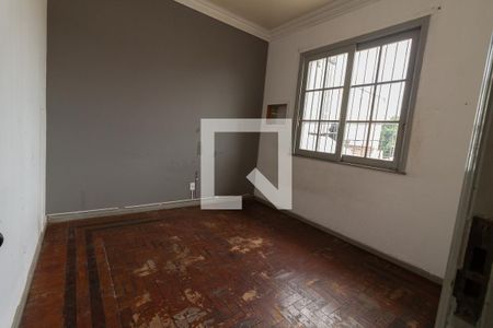 Casa à venda com 194m², 5 quartos e 2 vagas Casa à venda com 194m², 5 quartos e 2 vagasQuarto