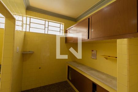 Casa à venda com 194m², 5 quartos e 2 vagas Casa à venda com 194m², 5 quartos e 2 vagasCozinha