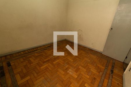 Casa à venda com 194m², 5 quartos e 2 vagas Casa à venda com 194m², 5 quartos e 2 vagasQuarto