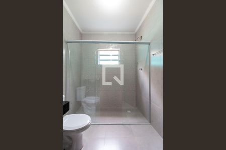 Banheiro 1 de casa para alugar com 2 quartos, 156m² em Vila Curuçá, São Paulo