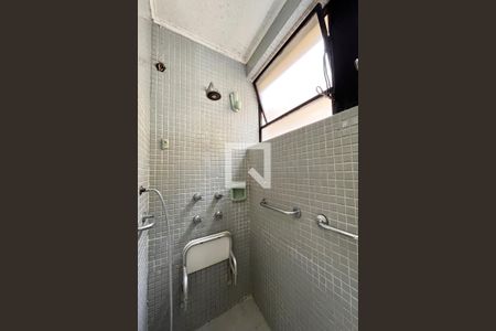 Apartamento à venda com 200m², 4 quartos e 1 vagaBanheiro da Suíte