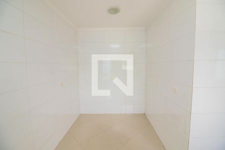 Cozinha de casa para alugar com 2 quartos, 69m² em Rio Pequeno, São Paulo