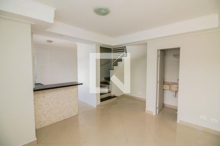 Sala de casa para alugar com 2 quartos, 69m² em Rio Pequeno, São Paulo