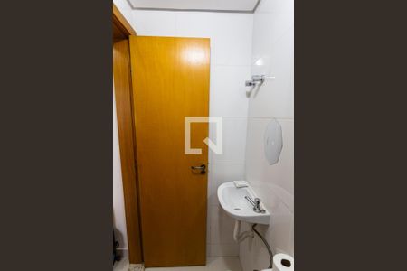 Apartamento à venda com 114m², 4 quartos e 3 vagas Apartamento à venda com 114m², 4 quartos e 3 vagasBanheiro de Serviço