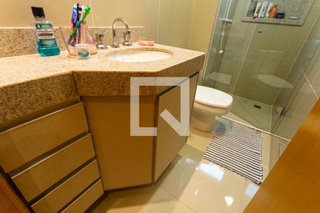 Apartamento à venda com 114m², 4 quartos e 3 vagas Apartamento à venda com 114m², 4 quartos e 3 vagasArmário do Banheiro Social