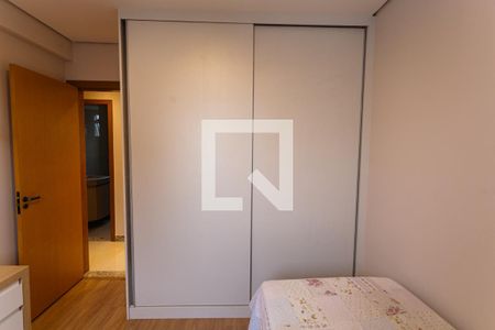 Apartamento à venda com 114m², 4 quartos e 3 vagas Apartamento à venda com 114m², 4 quartos e 3 vagasArmário do Quarto 3