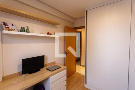 Apartamento à venda com 114m², 4 quartos e 3 vagas Apartamento à venda com 114m², 4 quartos e 3 vagasQuarto 3