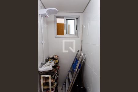 Apartamento à venda com 114m², 4 quartos e 3 vagas Apartamento à venda com 114m², 4 quartos e 3 vagasBanheiro de Serviço