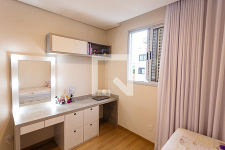 Apartamento à venda com 114m², 4 quartos e 3 vagas Apartamento à venda com 114m², 4 quartos e 3 vagasQuarto 2