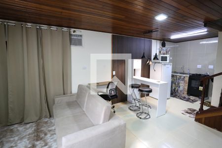 Sala de kitnet/studio para alugar com 1 quarto, 40m² em Jardim Jaú (zona Leste), São Paulo