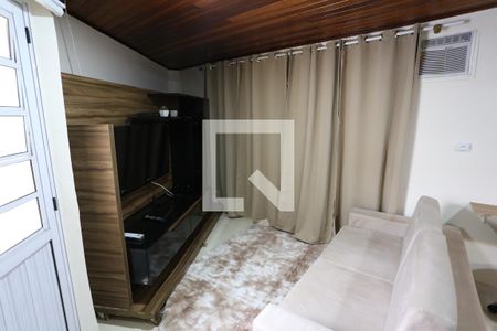 Sala de kitnet/studio para alugar com 1 quarto, 40m² em Jardim Jaú (zona Leste), São Paulo