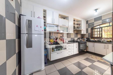 Casa à venda com 210m², 3 quartos e 4 vagas Casa à venda com 210m², 3 quartos e 4 vagasCozinha