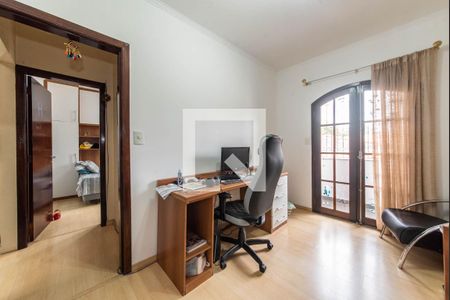 Casa à venda com 210m², 3 quartos e 4 vagas Casa à venda com 210m², 3 quartos e 4 vagasSuíte 3