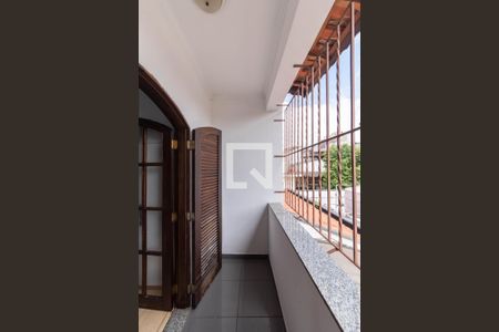 Casa à venda com 210m², 3 quartos e 4 vagas Casa à venda com 210m², 3 quartos e 4 vagasSacada da Suíte 2