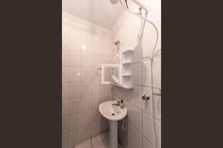 Casa à venda com 210m², 3 quartos e 4 vagas Casa à venda com 210m², 3 quartos e 4 vagasBanheiro de Serviço