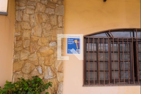 Casa à venda com 210m², 3 quartos e 4 vagas Casa à venda com 210m², 3 quartos e 4 vagasPlaquinha