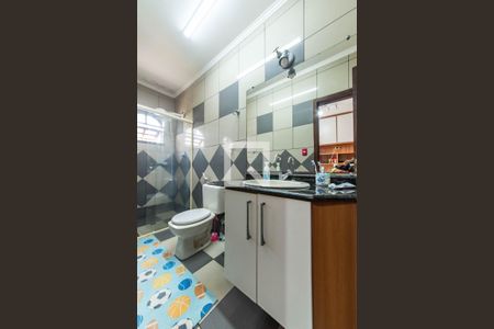 Casa à venda com 210m², 3 quartos e 4 vagas Casa à venda com 210m², 3 quartos e 4 vagasBanheiro da Suíte 2