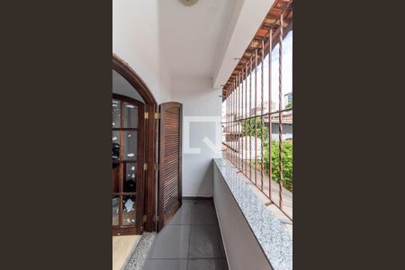 Casa à venda com 210m², 3 quartos e 4 vagas Casa à venda com 210m², 3 quartos e 4 vagasSacada da Suíte 3