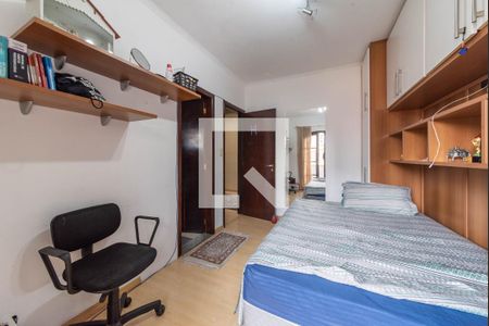 Casa à venda com 210m², 3 quartos e 4 vagas Casa à venda com 210m², 3 quartos e 4 vagasSuíte 2