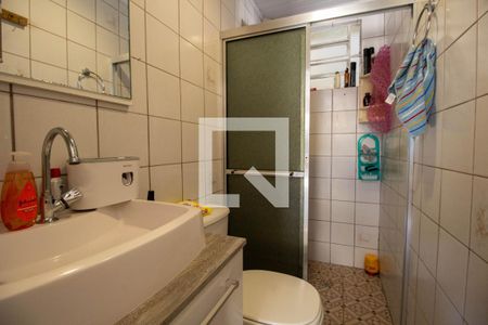 Casa à venda com 100m², 2 quartos e 2 vagasBanheiro 1