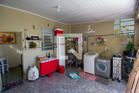 Casa à venda com 100m², 2 quartos e 2 vagasLavanderia