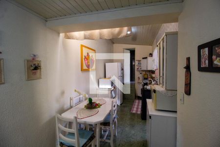 Casa à venda com 100m², 2 quartos e 2 vagasCozinha