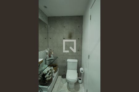 Apartamento para alugar com 70m², 2 quartos e 2 vagas Apartamento para alugar com 70m², 2 quartos e 2 vagasBanheiro