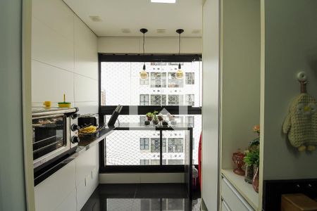 Apartamento para alugar com 70m², 2 quartos e 2 vagas Apartamento para alugar com 70m², 2 quartos e 2 vagasCozinha