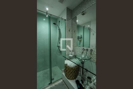 Apartamento para alugar com 70m², 2 quartos e 2 vagas Apartamento para alugar com 70m², 2 quartos e 2 vagasBanheiro