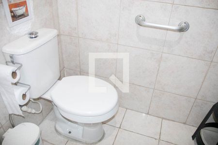 Casa à venda com 100m², 3 quartos e sem vagaBanheiro