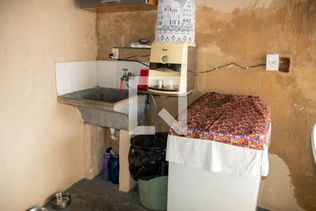 Casa à venda com 100m², 3 quartos e sem vagaÁrea de Serviço