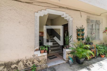Área comum - Entrada do prédio de apartamento para alugar com 1 quarto, 45m² em Braz de Pina, Rio de Janeiro