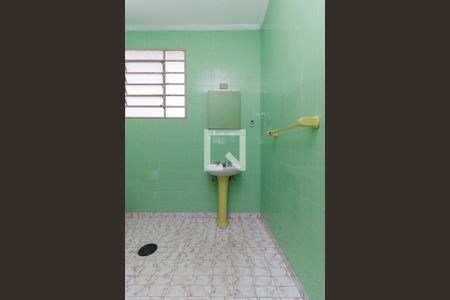 Casa à venda com 250m², 5 quartos e 2 vagas Casa à venda com 250m², 5 quartos e 2 vagasSuíte banheiro