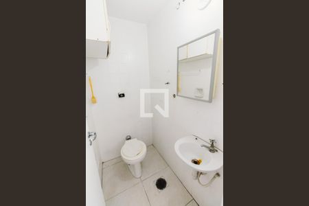 Apartamento para alugar com 90m², 3 quartos e 1 vaga Apartamento para alugar com 90m², 3 quartos e 1 vagaBanheiro de Serviço