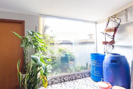 Casa à venda com 330m², 2 quartos e 5 vagasGaragem