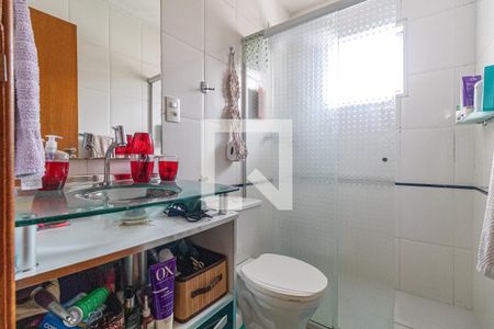 Casa à venda com 170m², 3 quartos e 3 vagasBanheiro 