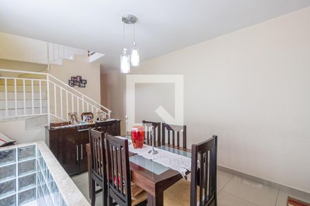 Casa à venda com 170m², 3 quartos e 3 vagasSala de jantar 