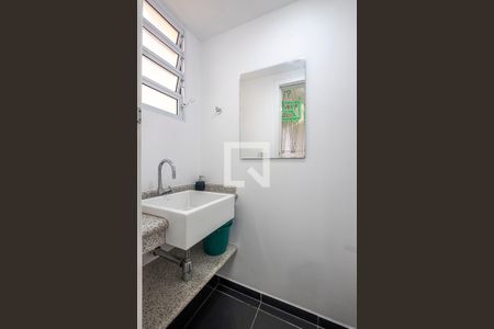 Apartamento para alugar com 70m², 2 quartos e 1 vaga Apartamento para alugar com 70m², 2 quartos e 1 vagaÁrea de Serviço - Banheiro
