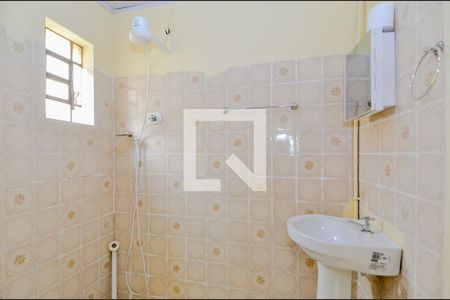 Casa à venda com 275m², 3 quartos e 2 vagasBanheiro