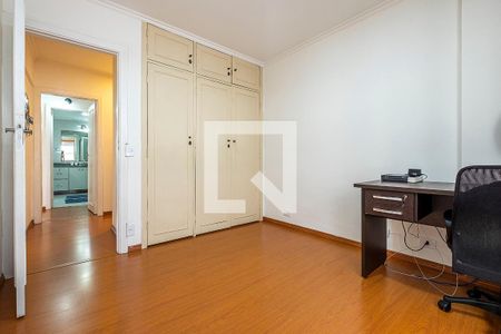Apartamento à venda com 110m², 3 quartos e 1 vagaQuarto 2