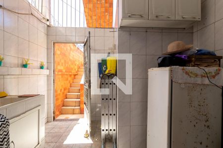 Casa à venda com 172m², 4 quartos e 1 vagaÁrea de Serviço