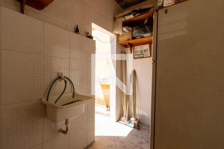 Casa à venda com 172m², 4 quartos e 1 vagaÁrea de Serviço Terraço