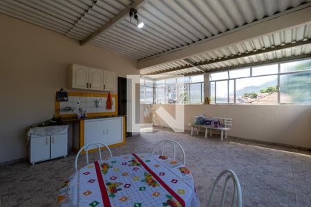 Casa à venda com 172m², 4 quartos e 1 vagaTerraço