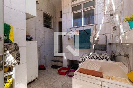 Casa à venda com 172m², 4 quartos e 1 vagaÁrea de Serviço